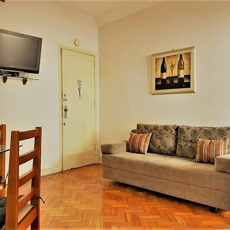 Apartamento Com Dois Quartos Na Orla De Copacabana Рио де Жанейро Екстериор снимка