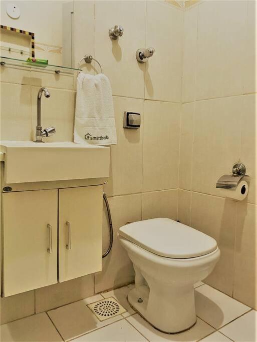 Apartamento Com Dois Quartos Na Orla De Copacabana Рио де Жанейро Екстериор снимка